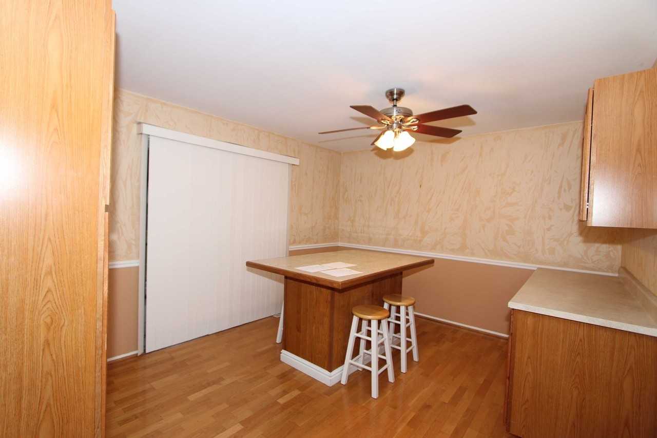 1184 Holz Ave - Photo 7 of 25