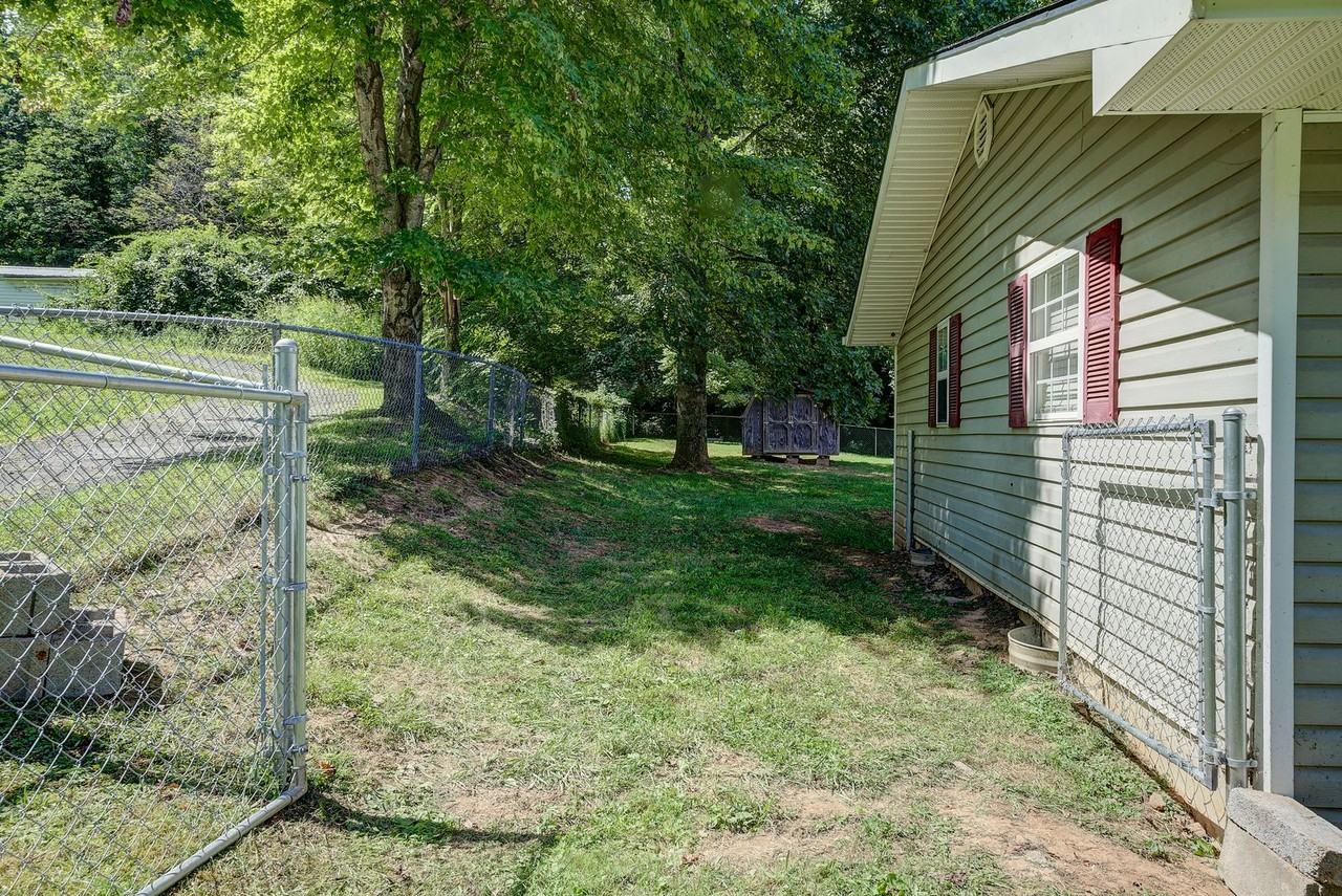 1883 Powder Branch Road - Photo 7 of 43