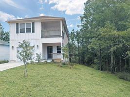 featured image of 183 Hammock Oaks Boulevard