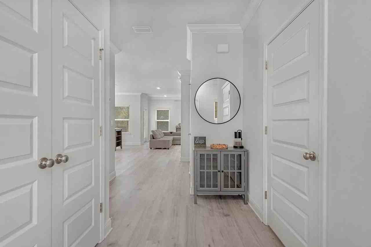 183 Hammock Oaks Boulevard - Photo 3 of 37