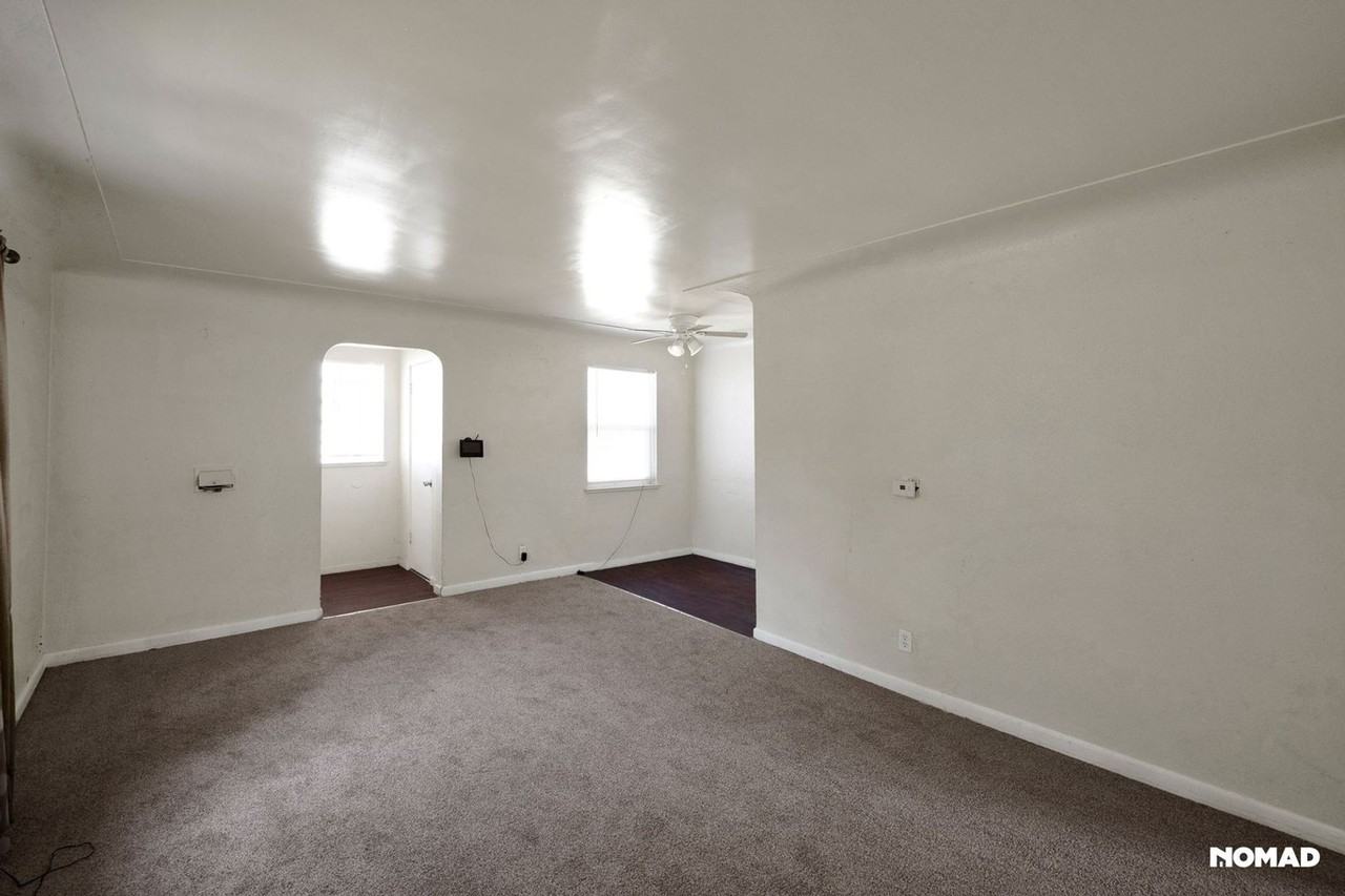 1932 Del Mar Parkway - Photo 7 of 22