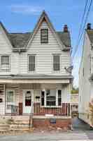 featured image of 523 West Oak Street