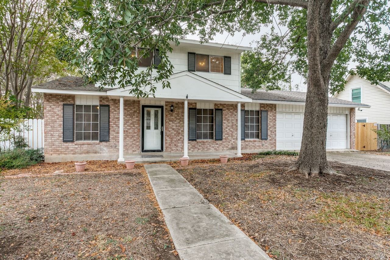 10627 Rimcrest Drive - Photo 2 of 25
