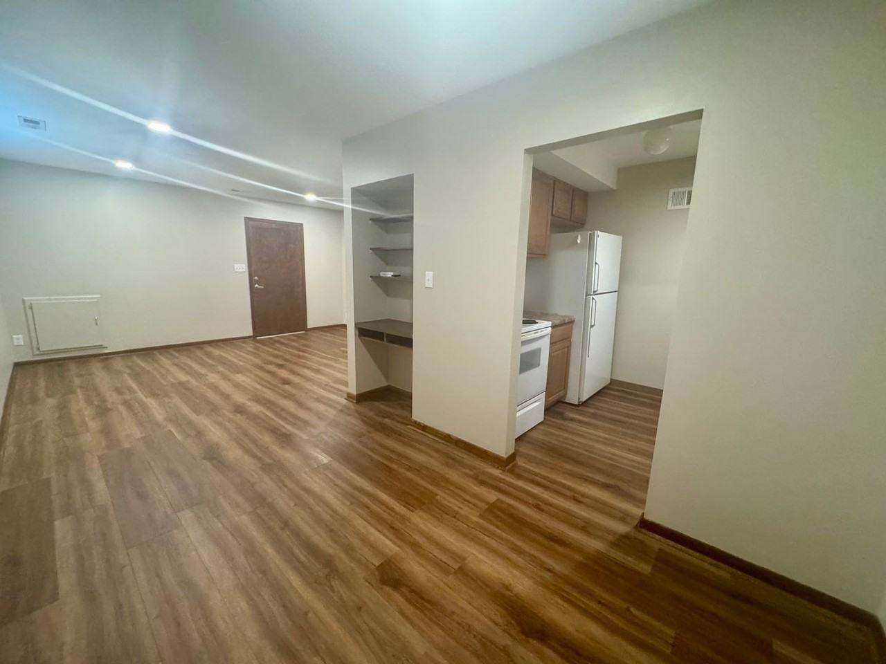 4125 L St - Photo 4 of 8