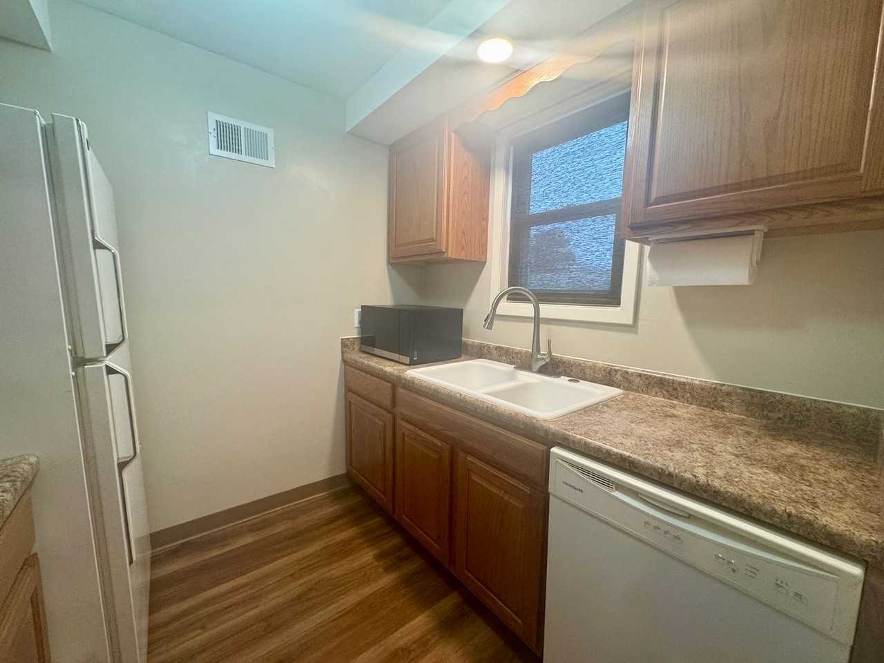 4125 L St - Photo 6 of 8