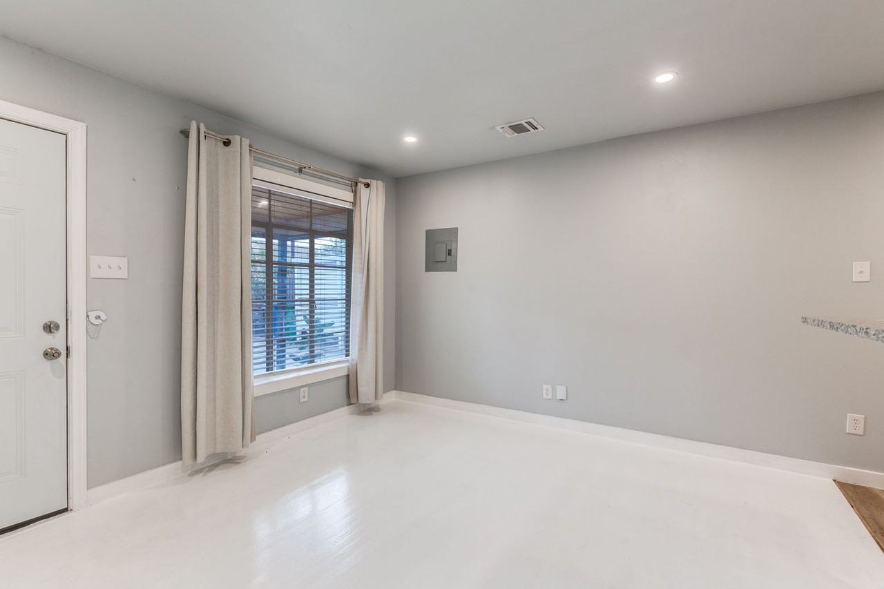 808 Nw 20th St - Photo 6 of 25