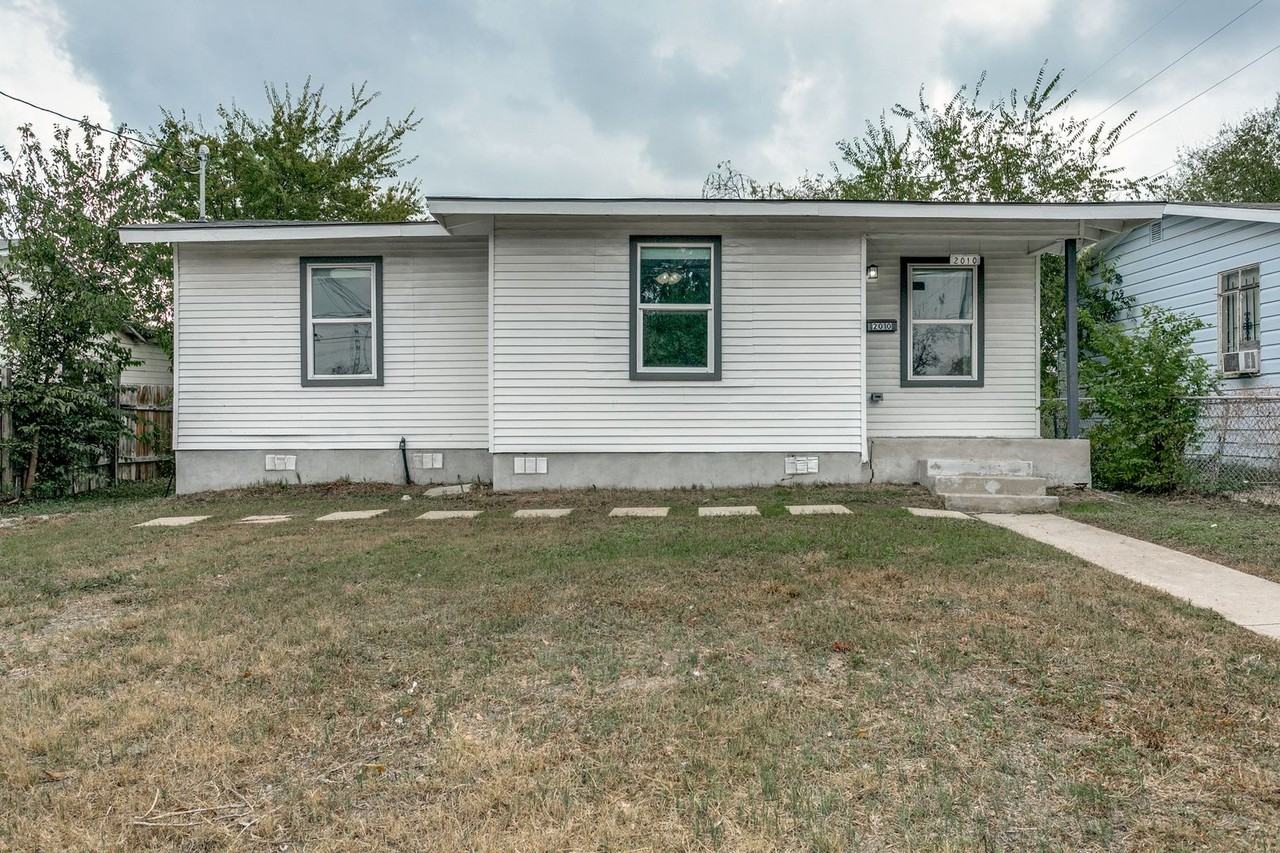 2010 Lamar Street - Photo 2 of 25