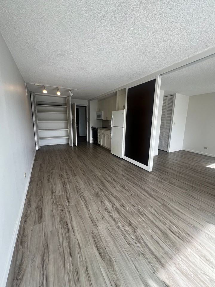 1655 Makaloa St #1114 - Photo 3 of 17
