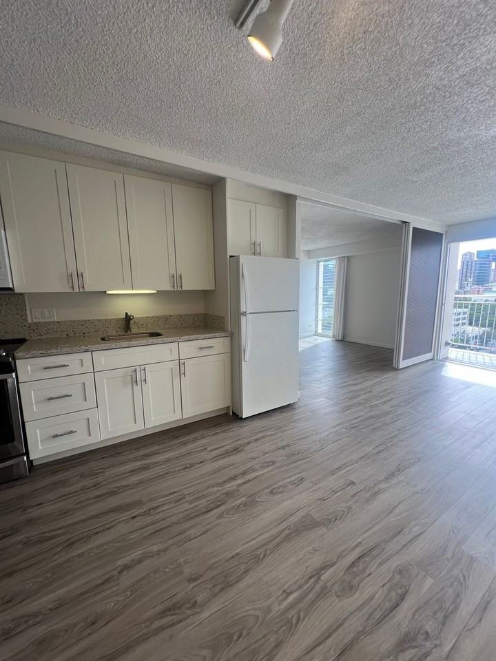 1655 Makaloa St #1114 - Photo 4 of 17