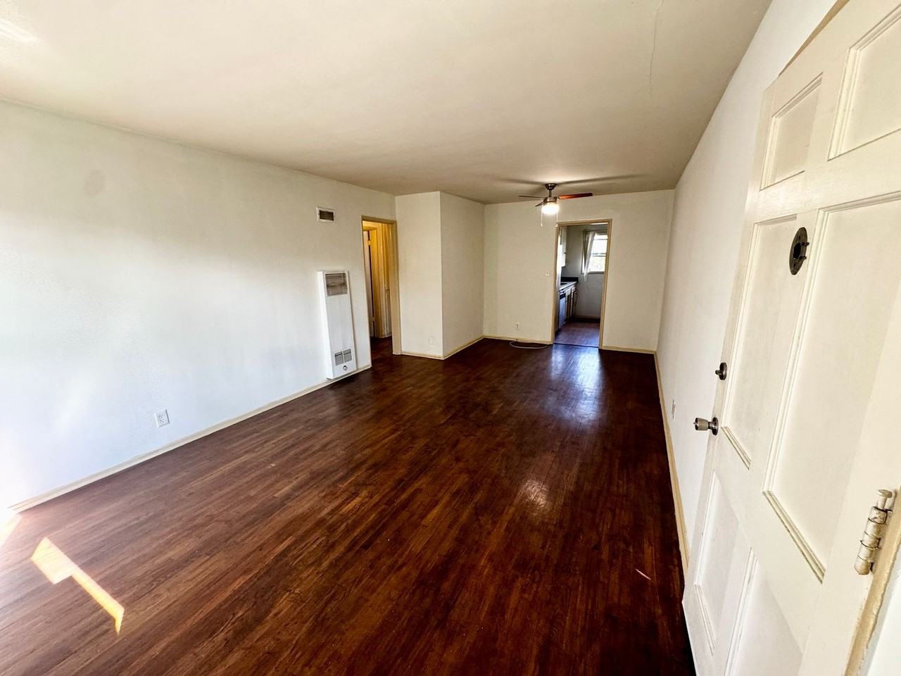 3718 W Chandler Blvd - Photo 4 of 25