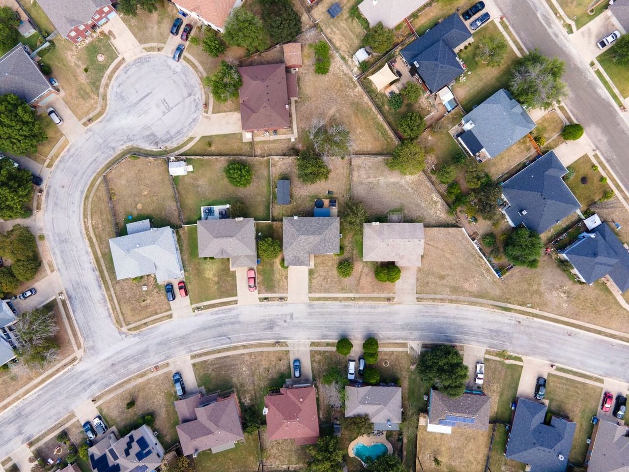 223 January Street - Photo 6 of 33