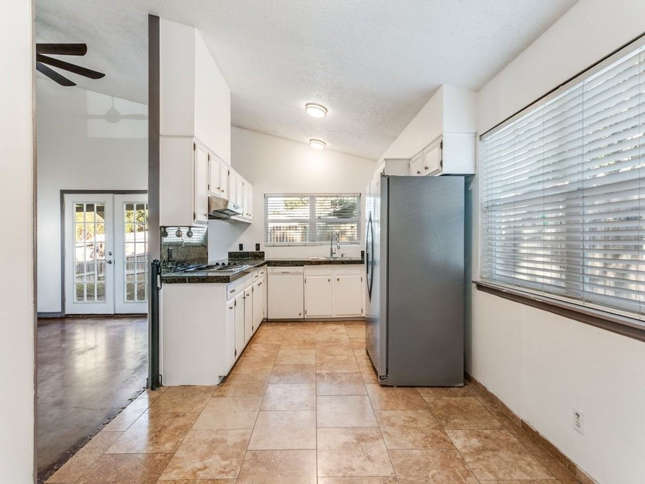 12411 La Lira St - Photo 6 of 21