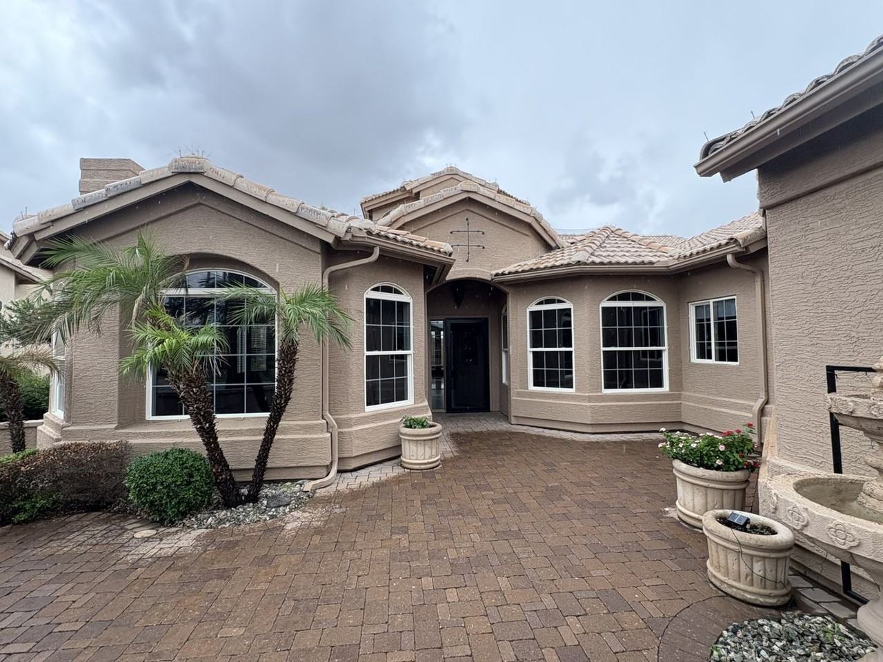 15061 West Pinchot Avenue - Photo 3 of 41