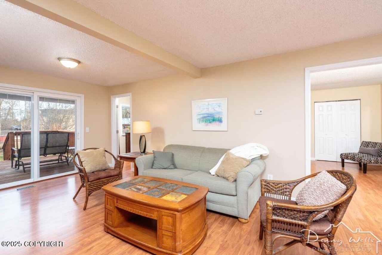 11225 Willene Dr #B - Photo 6 of 13