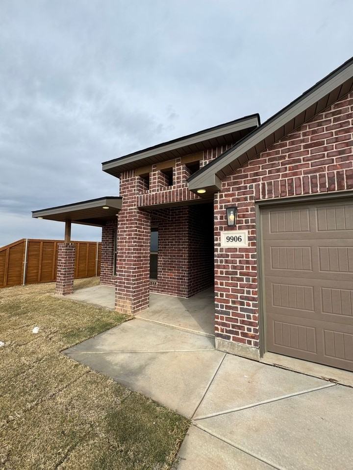 9906 Heartland Ave - Photo 2 of 23