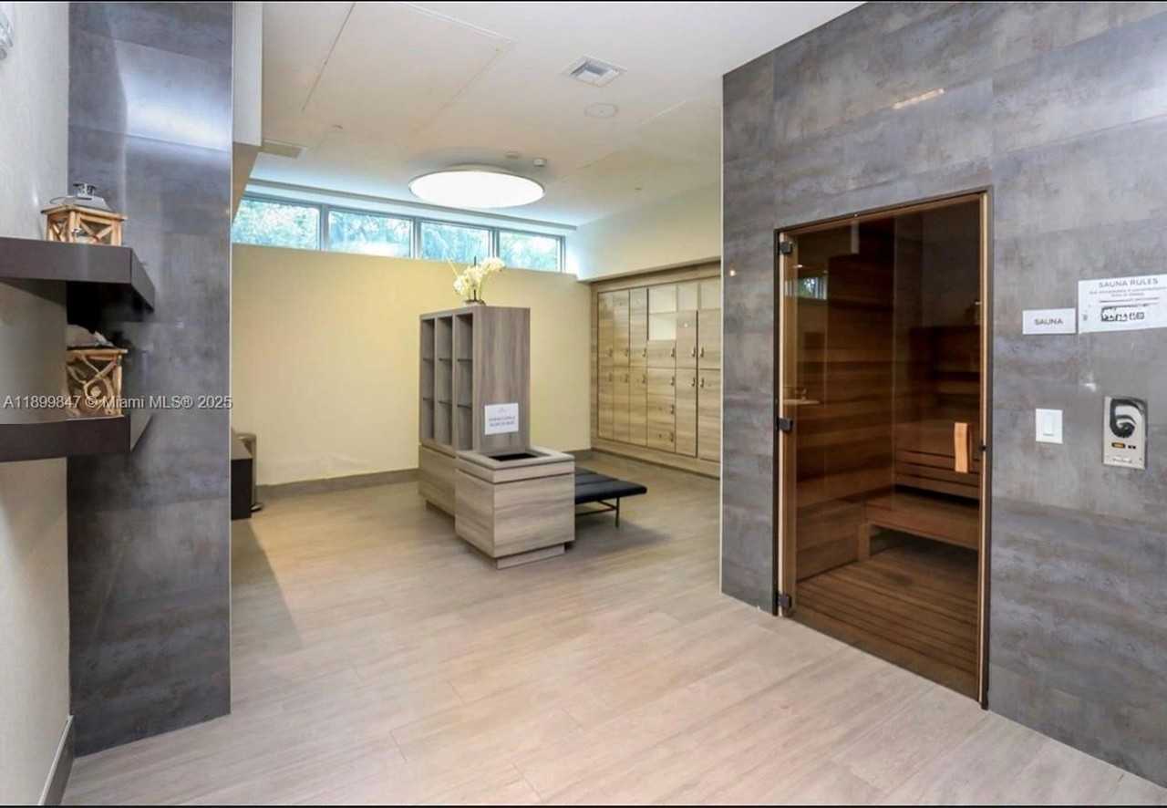 17111 Biscayne Boulevard #409