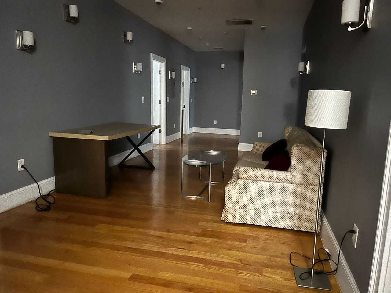 1782 Commonwealth Ave - Photo 5 of 21