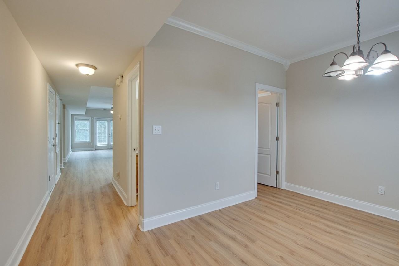 112 Autumn Branch Dr - Photo 4 of 32