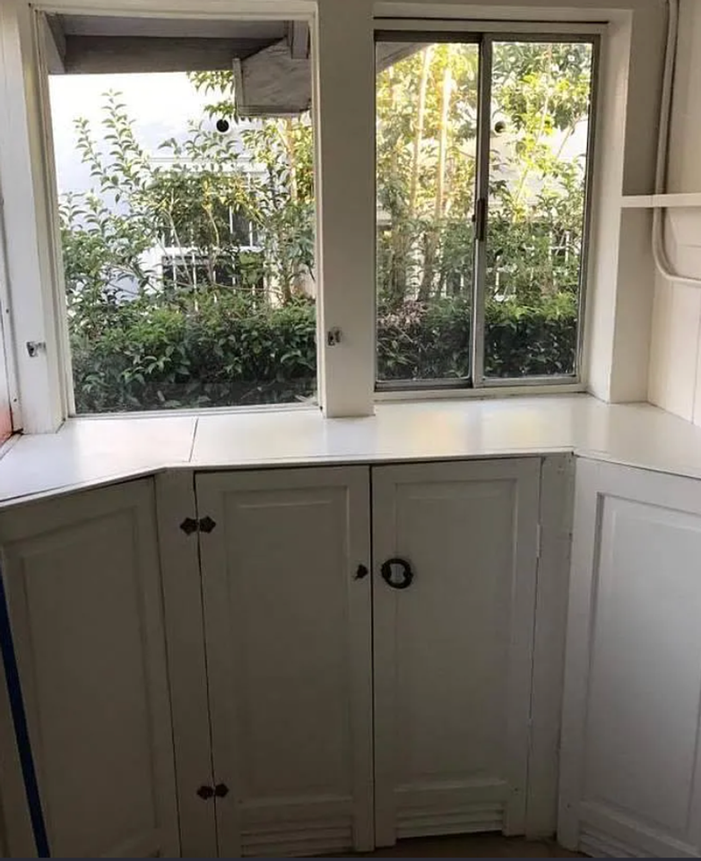 1238 N Gardner St - Photo 2 of 11