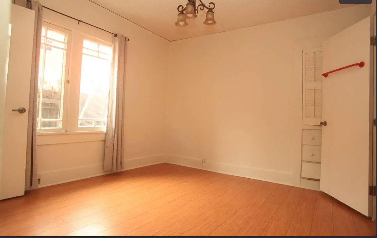 1238 N Gardner St - Photo 4 of 11