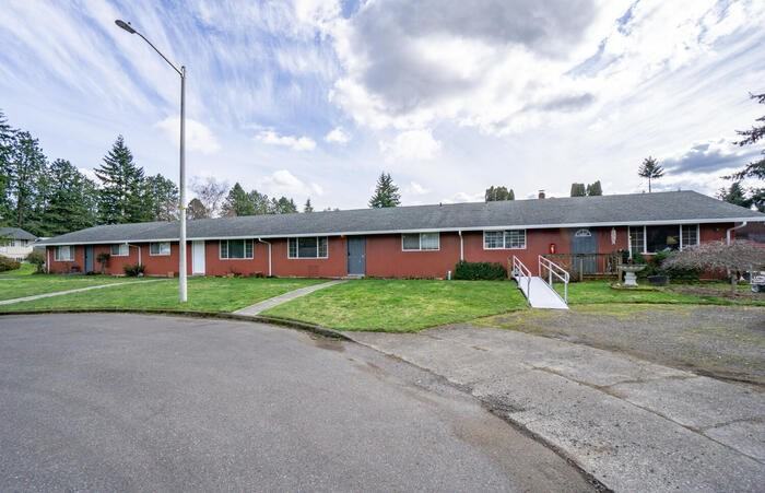 910 Ne 106th Ave #910 - Photo 6 of 27