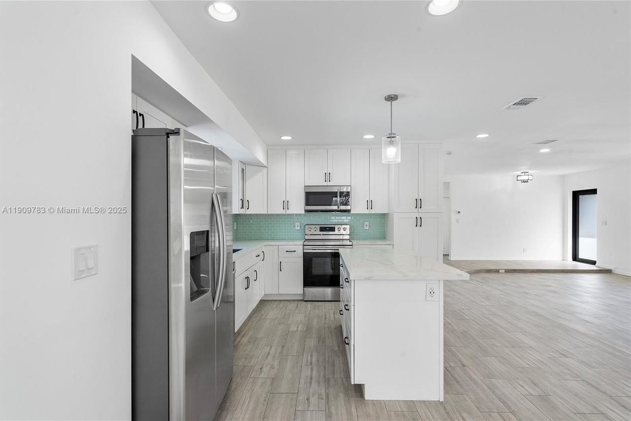 4309 Jackson Street #NA - Photo 3 of 22