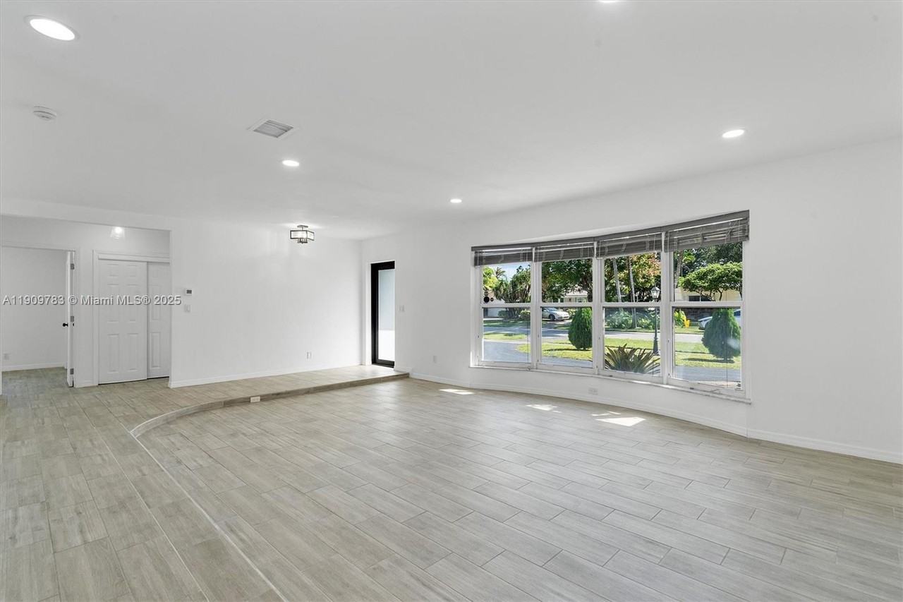 4309 Jackson Street #NA - Photo 5 of 22