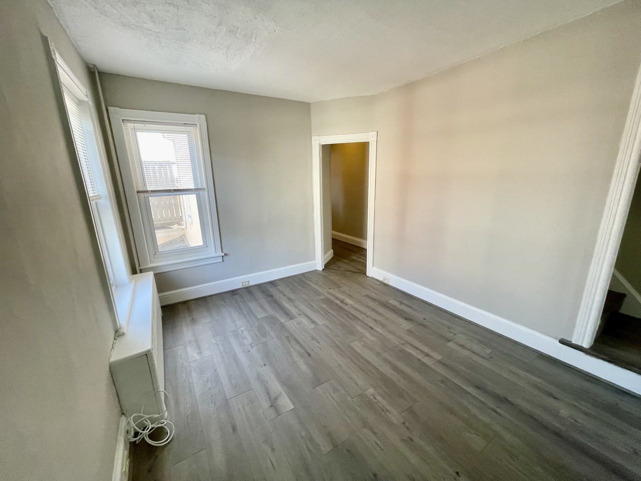 416 E Vine St - Photo 5 of 17