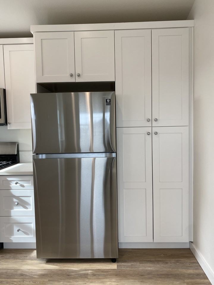 727 E D St - Photo 4 of 18