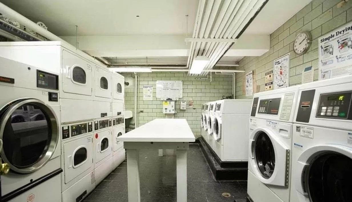 East 35th Street #9H - Photo 6 of 6