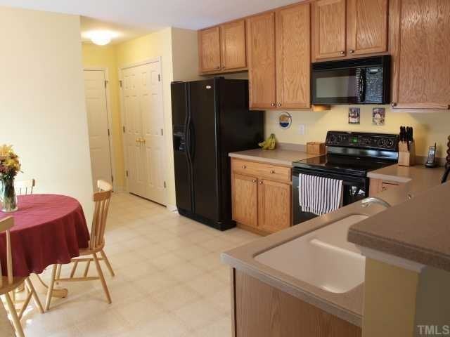 2635 Vega Court - Photo 2 of 12