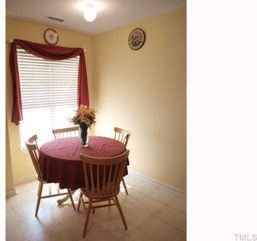 2635 Vega Court - Photo 4 of 12