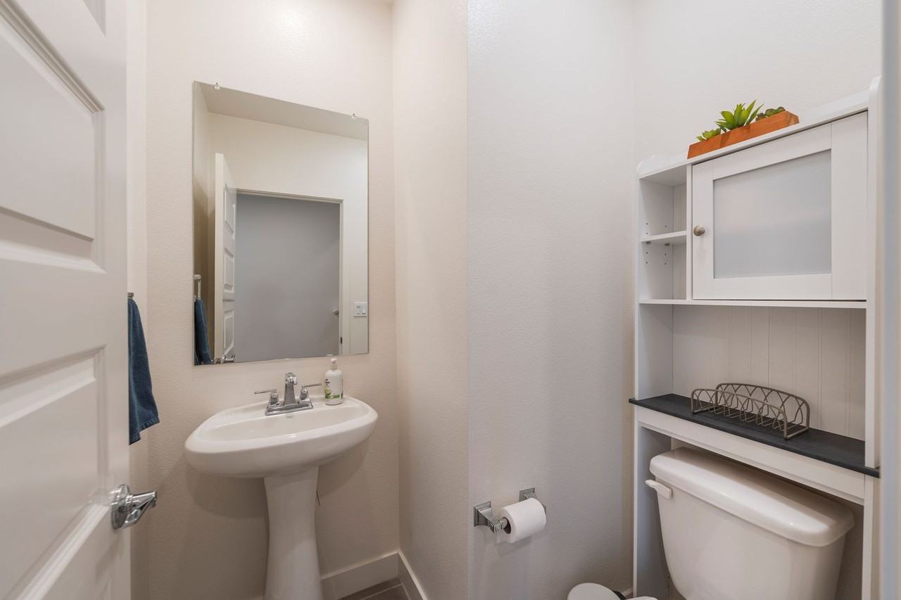 7103 Ryder Ln - Photo 5 of 45