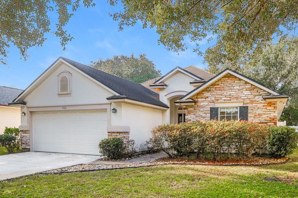 906 Thoroughbred Dr - Photo 3 of 16