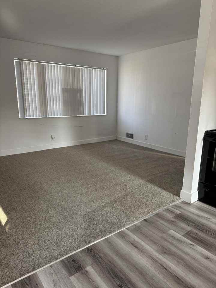 1312 Eastsouth - Photo 2 of 13