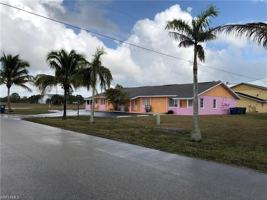 featured image of 303 Sw 3rd Pl #2