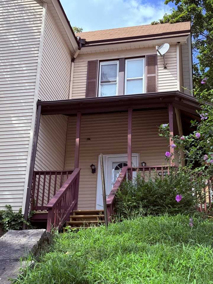 738 Chartiers Avenue - Photo 3 of 25