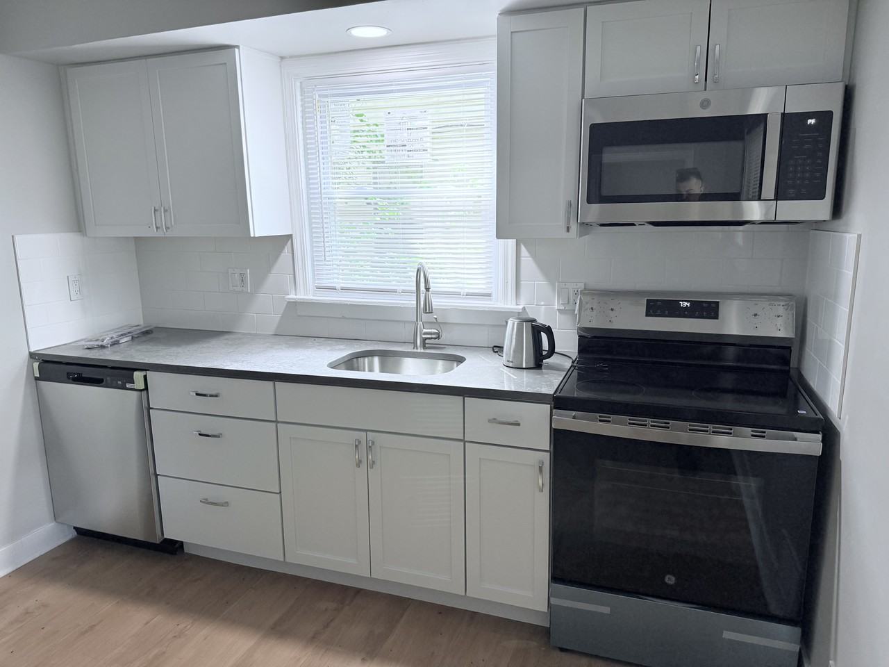 738 Chartiers Avenue - Photo 5 of 25