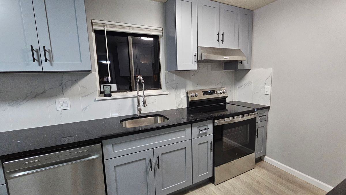 266 High Path Road - Photo 4 of 20