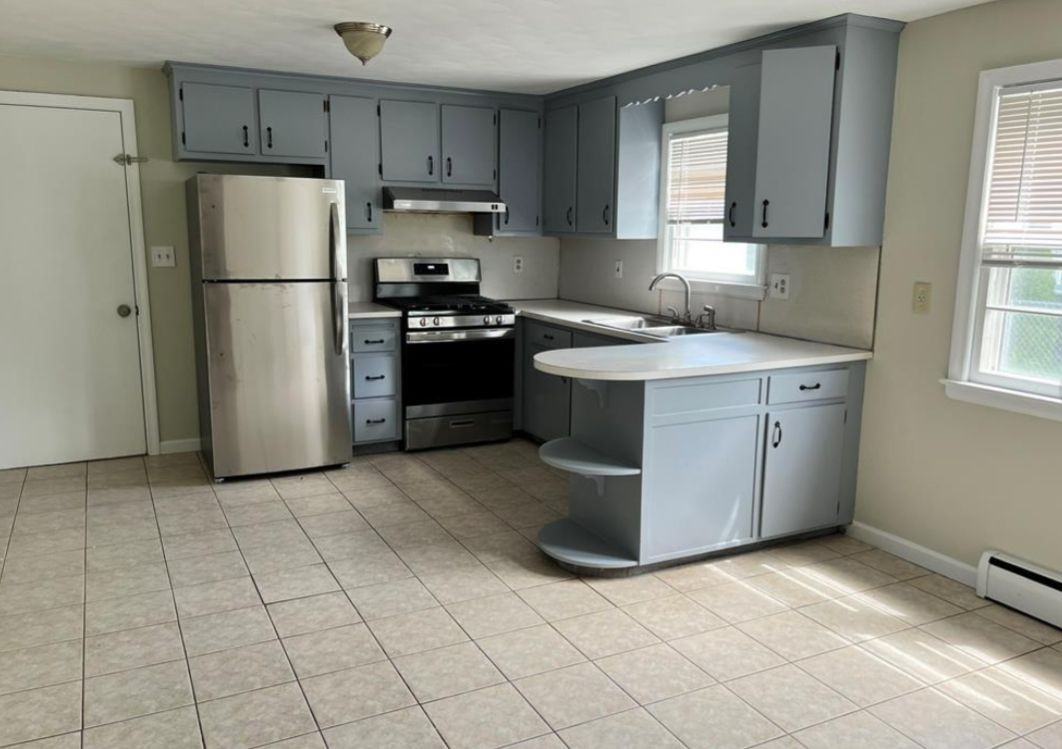 138 Carroll Street - Photo 3 of 6