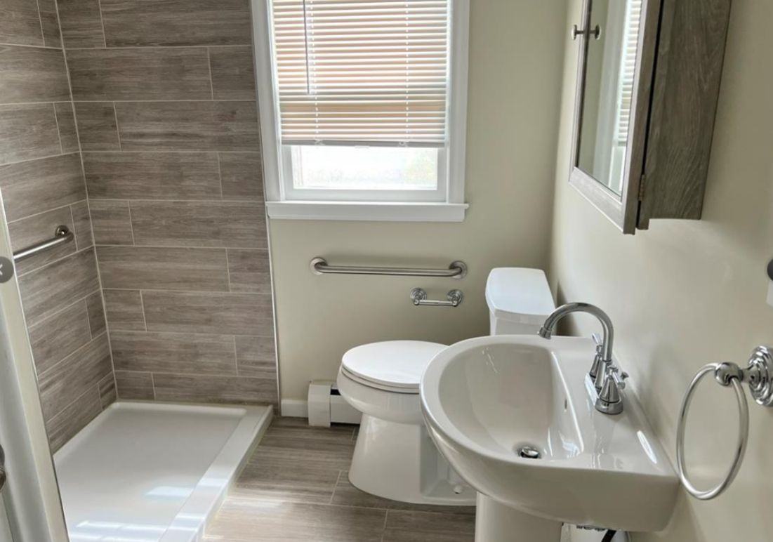 138 Carroll Street - Photo 4 of 6