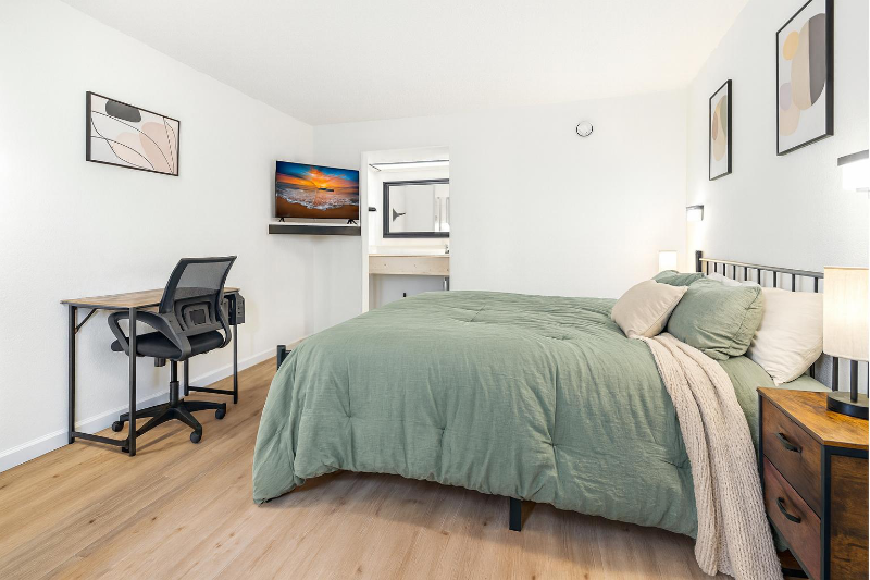 1024 Nine Mile Point Road #1