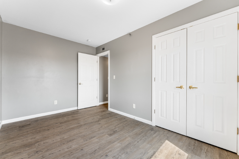 527 Grant Avenue #301 - Photo 4 of 18