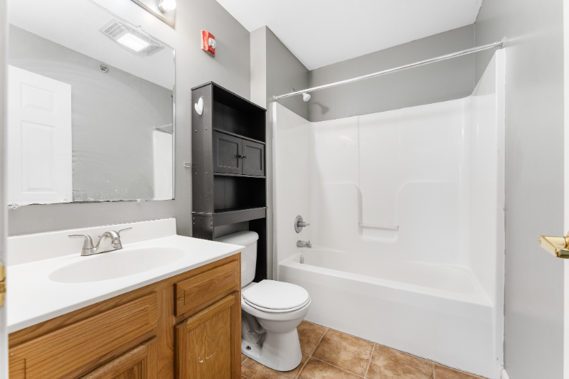 527 Grant Avenue #301 - Photo 5 of 18