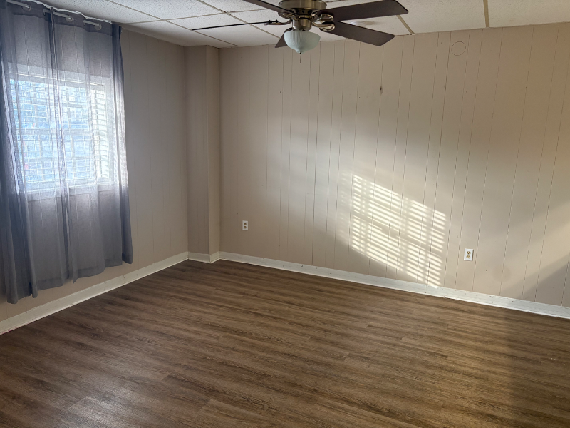 603 Thornhill Dr - Photo 4 of 18