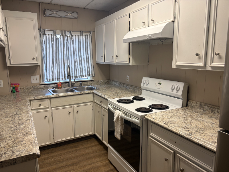 603 Thornhill Dr - Photo 6 of 18