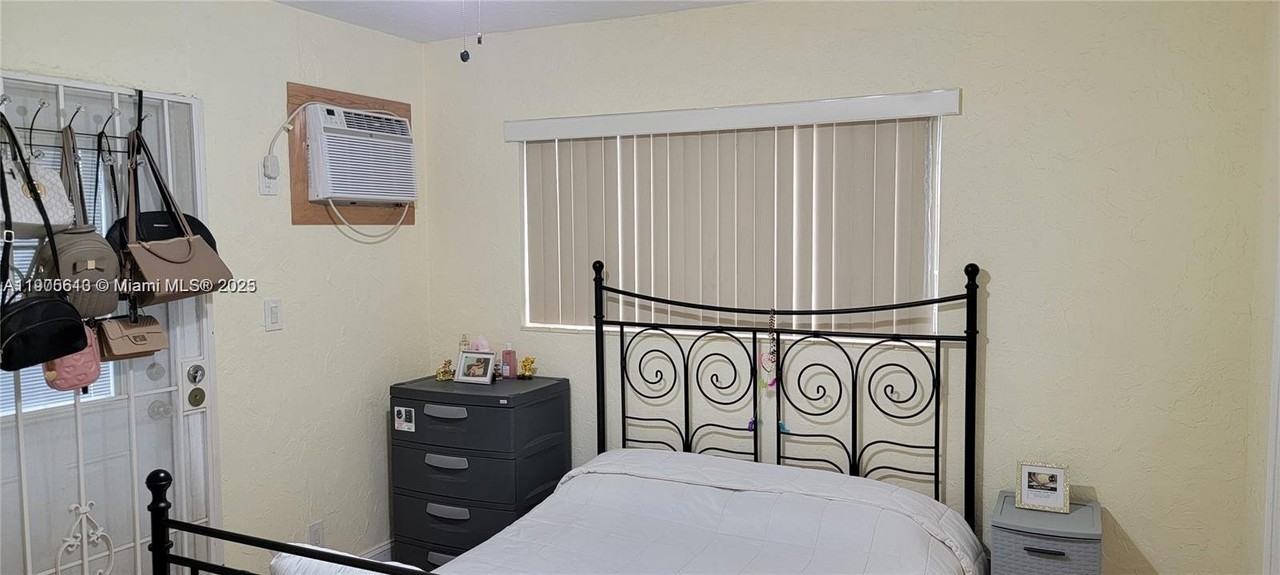 2441 Sw 27th Ave #2441-1 - Photo 2 of 8