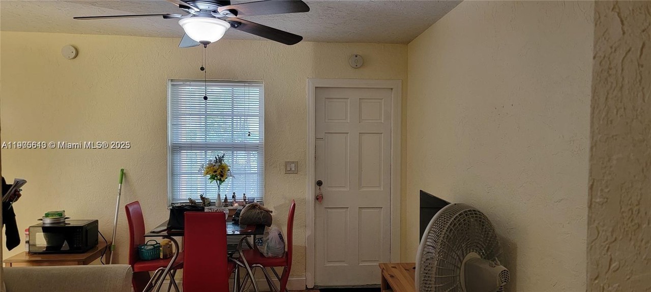 2441 Sw 27th Ave #2441-1 - Photo 4 of 8