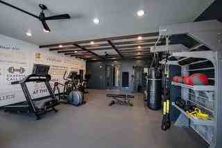 2232 Empire Central #2232-419 - Photo 4 of 7