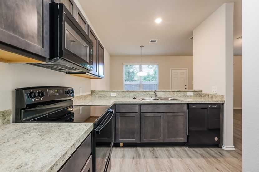 13816 Winding Path Ln #13816 - Photo 5 of 8